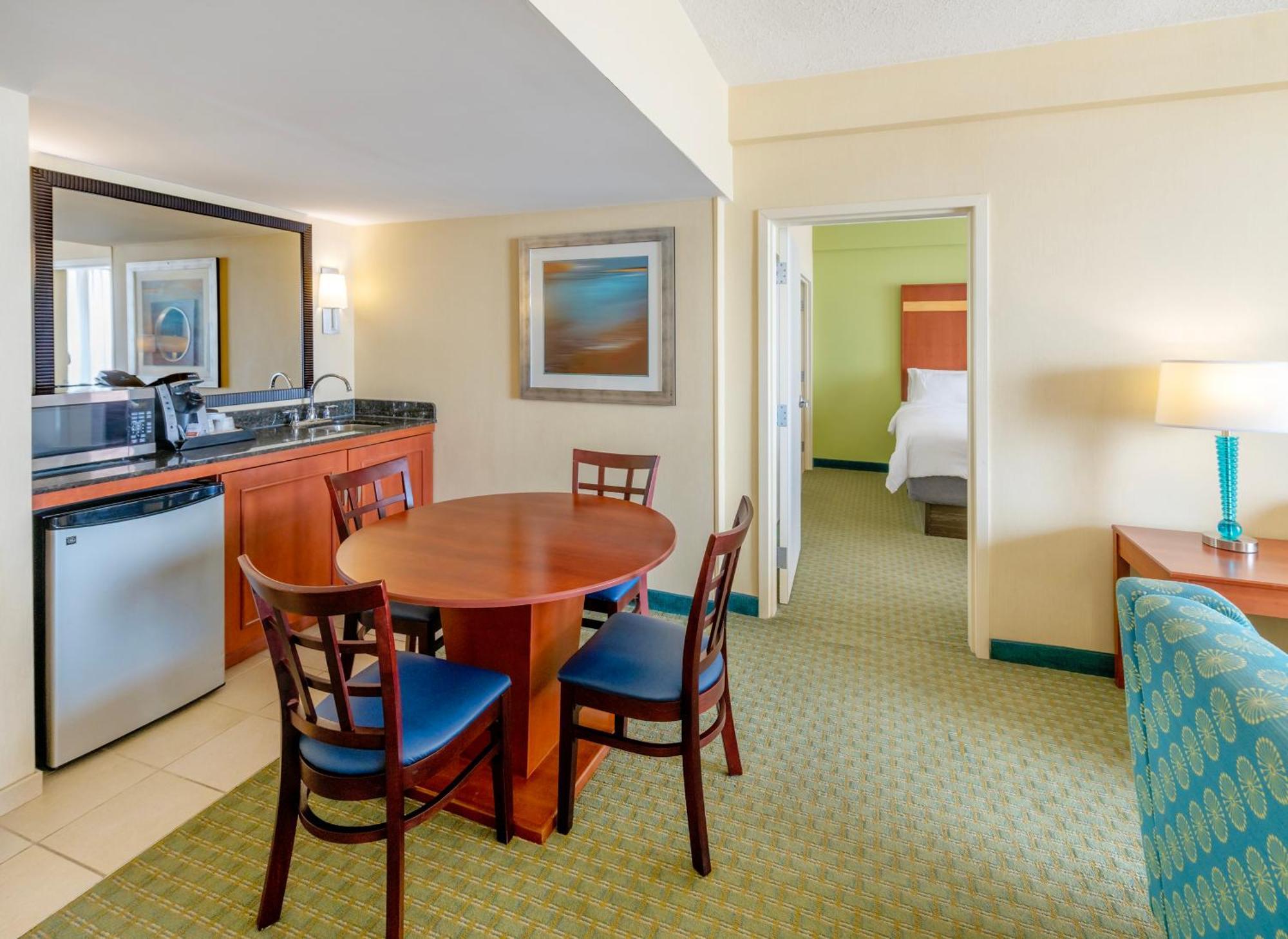 Holiday Inn & Suites Virginia Beach - North Beach By Ihg מראה חיצוני תמונה